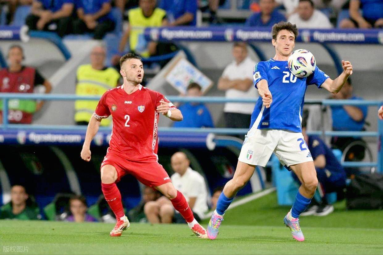 英格兰表现抢眼,实力雄厚晋级欧预赛八强 英格兰表现抢眼,实力雄厚晋级欧预赛八强