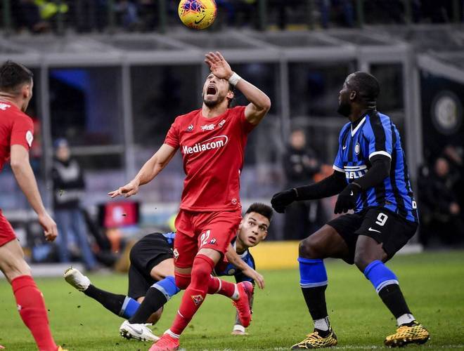 那不勒斯防线失守，客场遭遇惨败