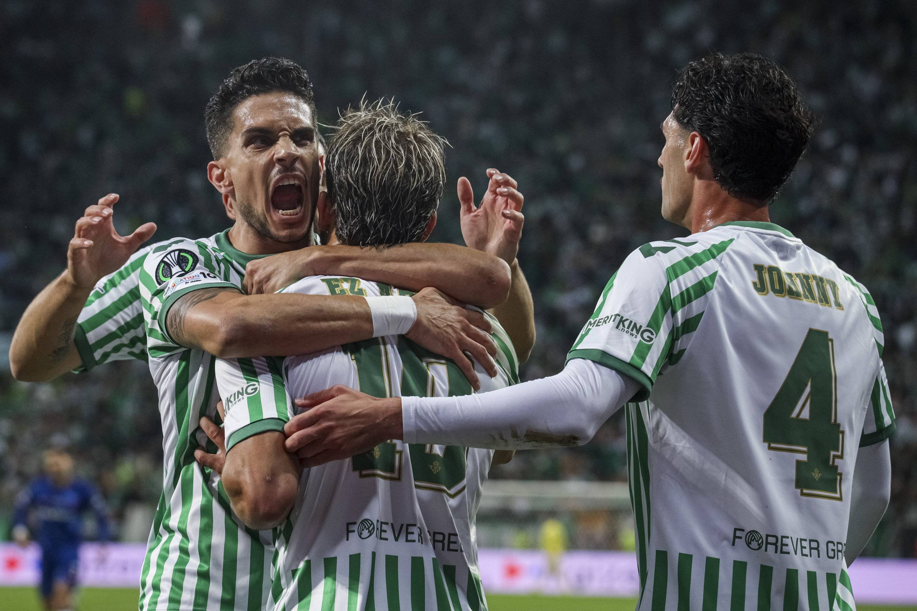 瓦伦西亚三球胜贝蒂斯,全取三分 瓦伦西亚三球胜贝蒂斯,全取三分