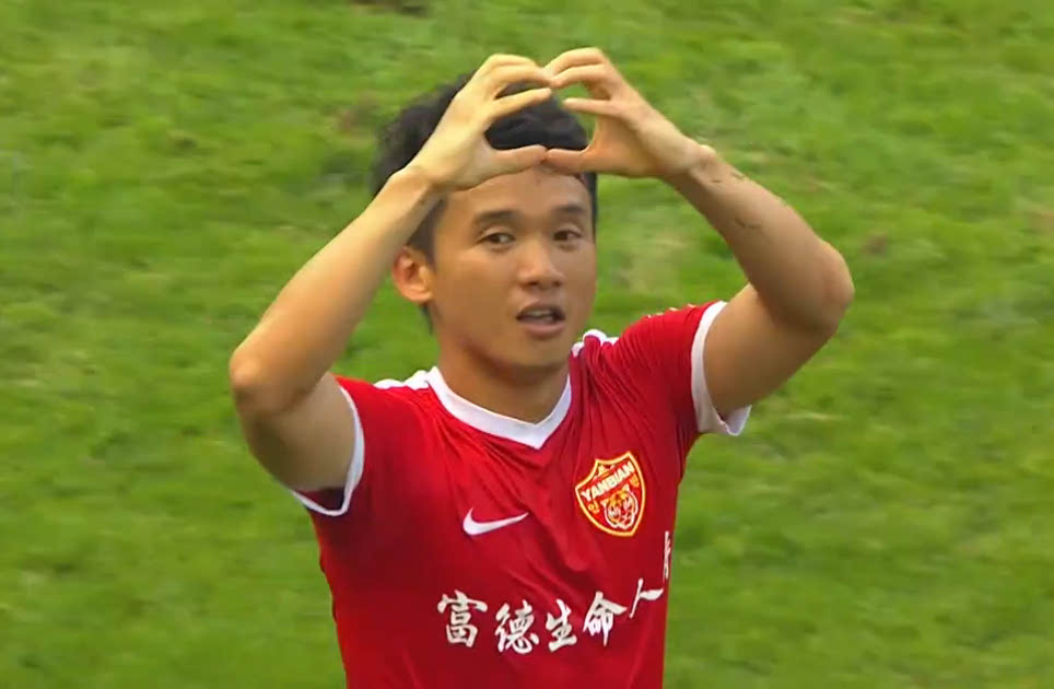 延边富德队员披荆斩棘,争取更大进步 延边富德队员披荆斩棘,争取更大进步