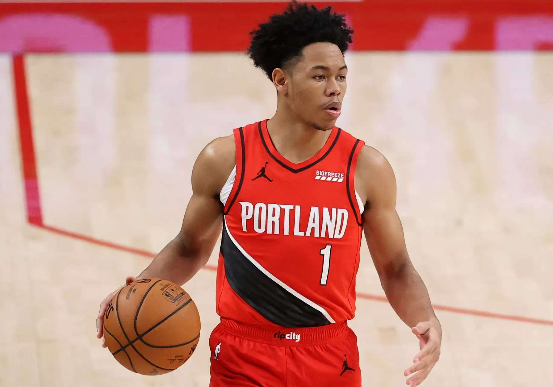 关于开拓者锋线进攻火力强劲,跻身西部第四的信息 关于开拓者锋线进攻火力强劲,跻身西部第四的信息