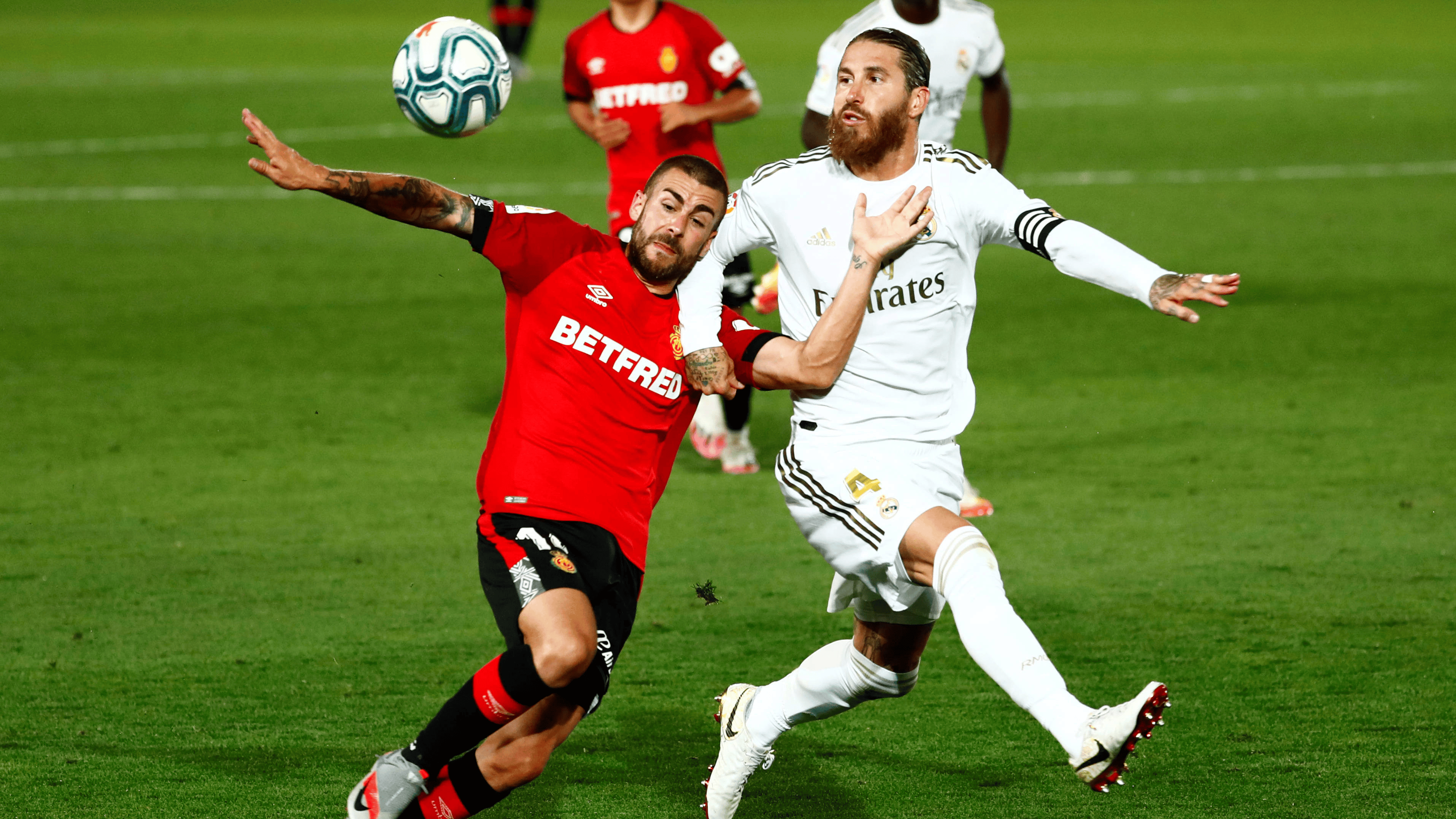 瓦伦西亚主场惨败 瓦伦西亚主场惨败