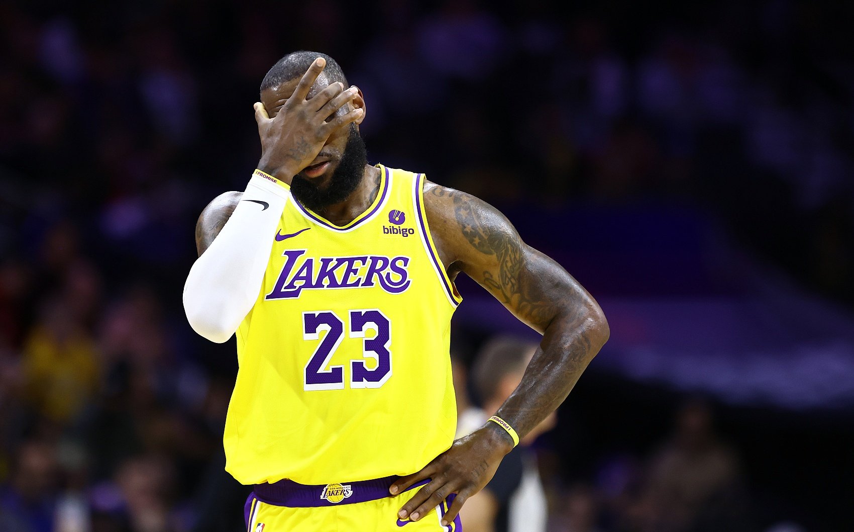 火箭阻止湖人连胜,取得一场胜利 火箭阻止湖人连胜,取得一场胜利