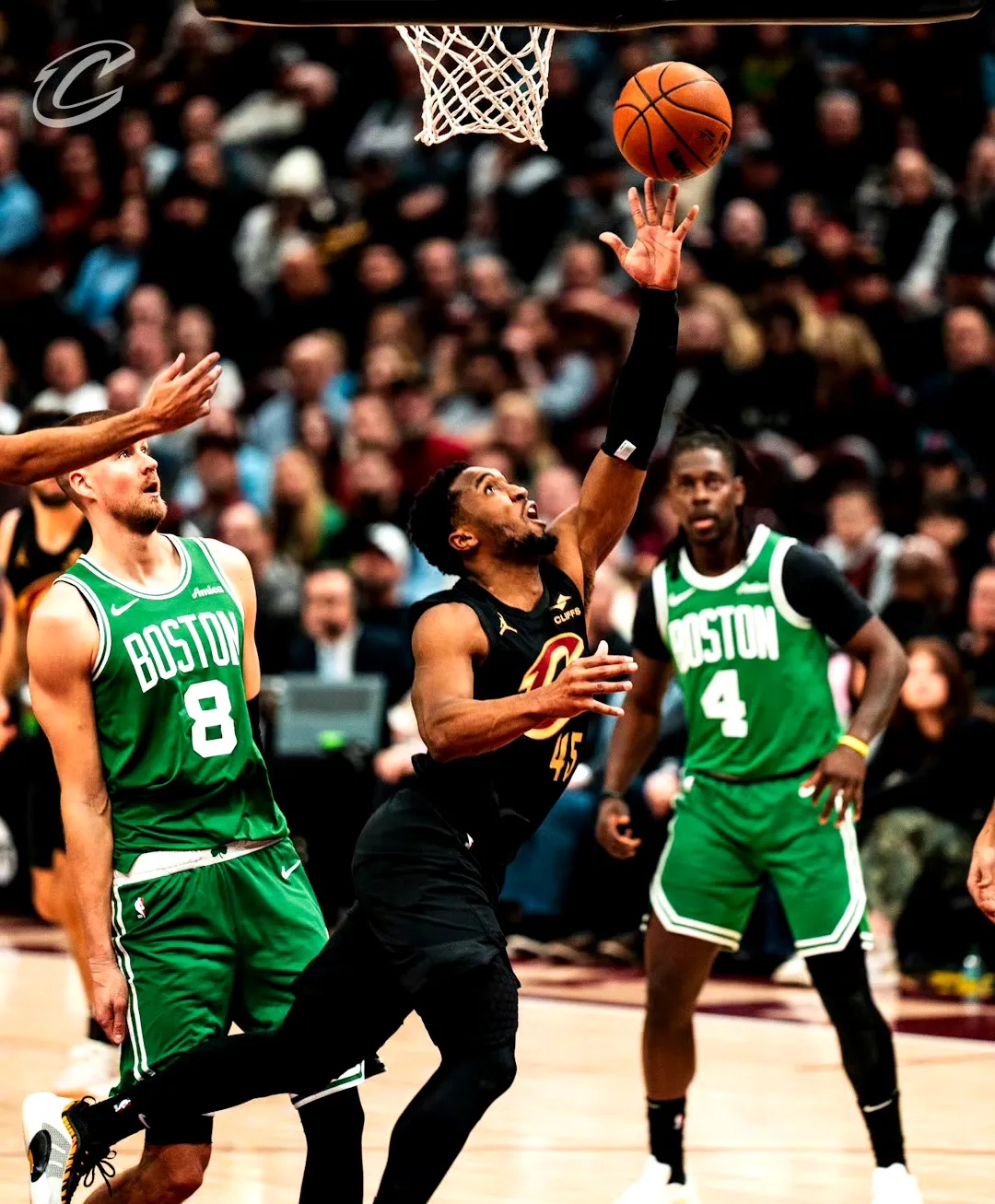 爱游戏APP-猛龙主场大破凯尔特人，结束连败